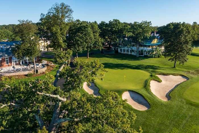 The Country Club | Hole 18